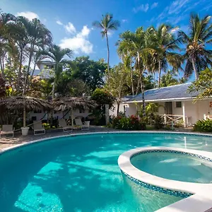 Casa Nina Hotel